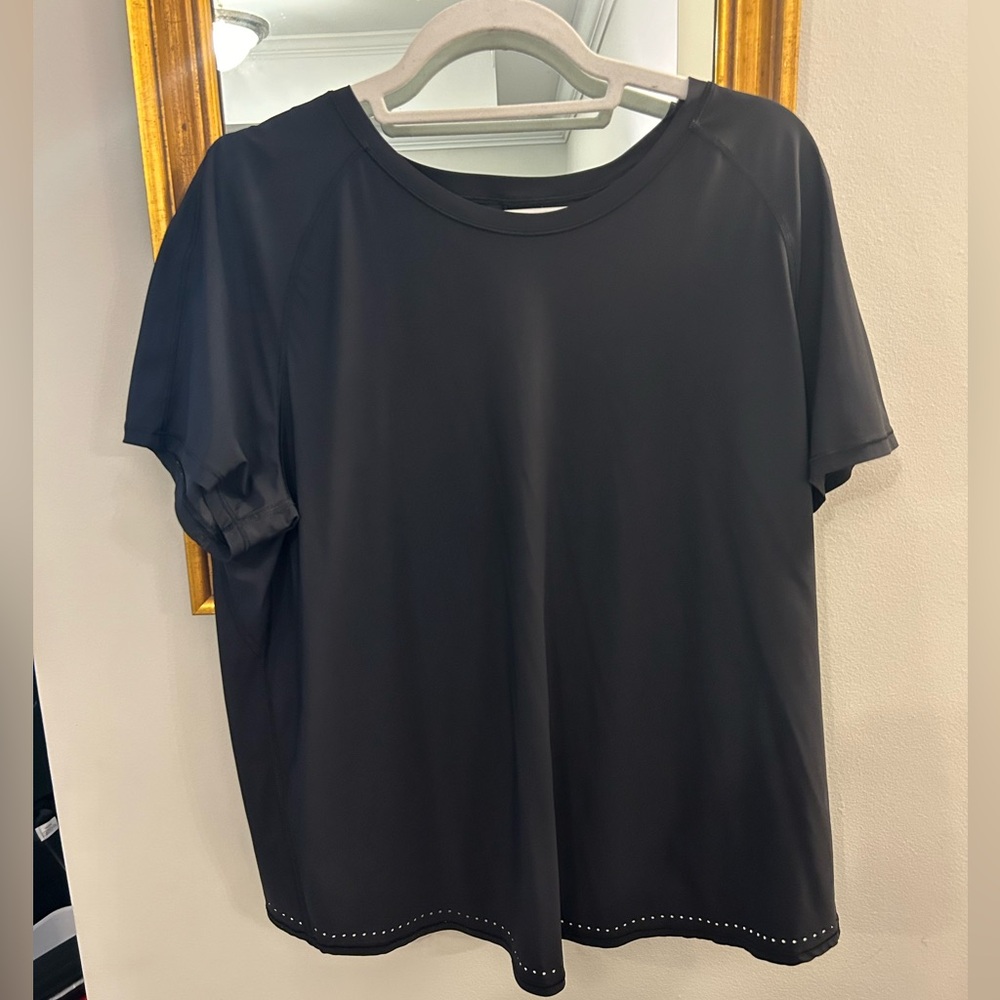 Lululemon, relaxed fit, rise and run T-shirt, size 12